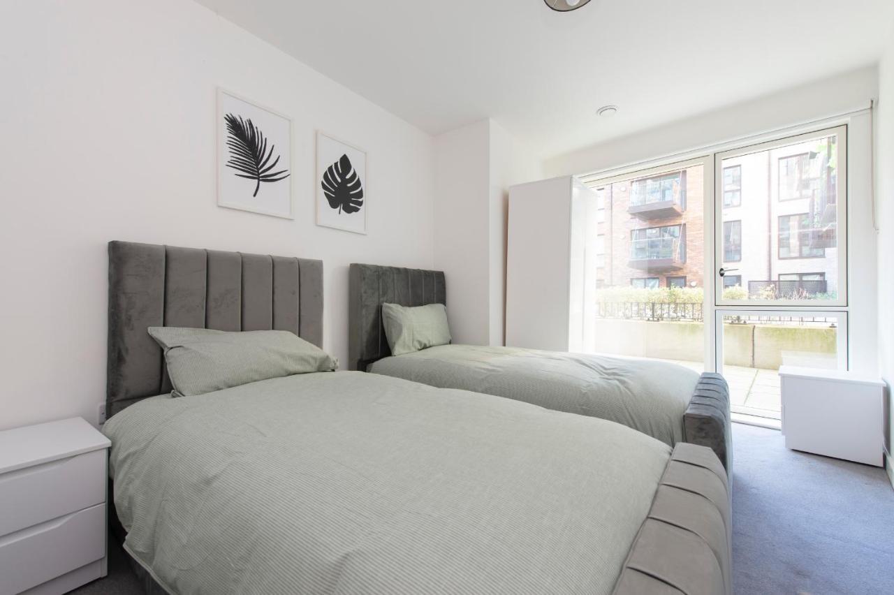 Stunning Luxury 2 Bedroom London Apartment Zewnętrze zdjęcie